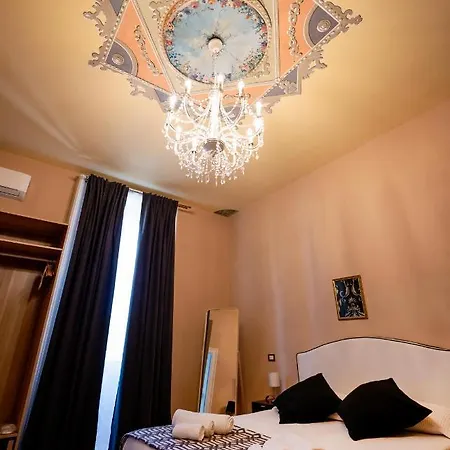 Antica Dimora Deluxe 2*