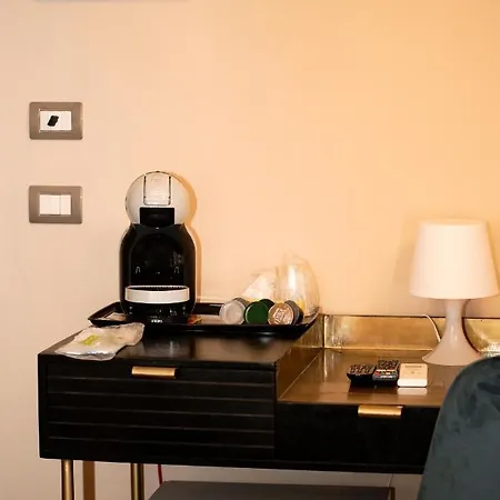 Antica Dimora Deluxe Bed & Breakfast 2*