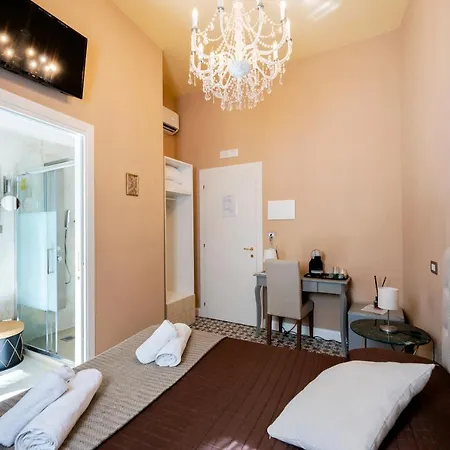 Antica Dimora Deluxe Bed & Breakfast 2*